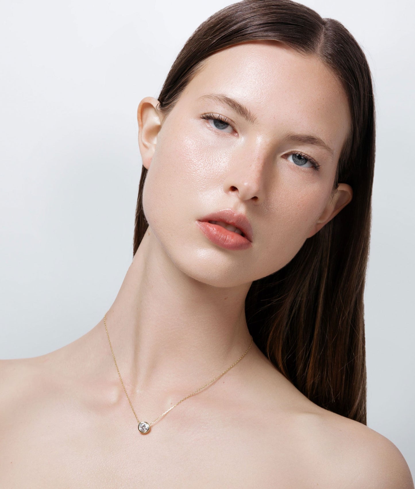 Elegant Moissanite Pendant Necklace – Timeless Bezel-Set Sparkle for Everyday Glamour